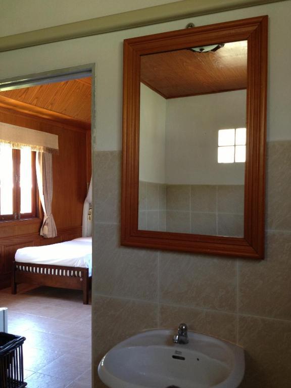 Malibu Beach Bungalows Chaloklum Room photo